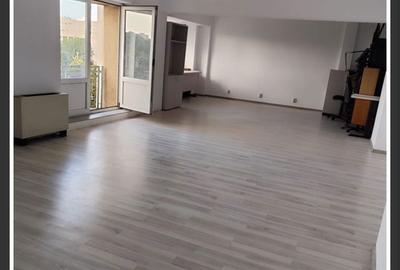 Spațiu comercial, de 156 mp, în Romană - 2