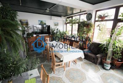 9 Mai -Camere de inchiriat pentru muncitori in vila, 9 camer - 16