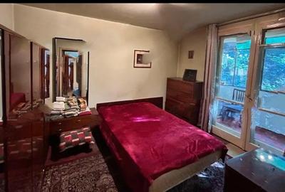 Costin Georgian,parter/4,NECESITA RENOVARE,Liber