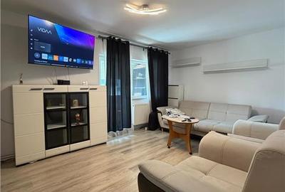 Apartament cu 3 camere semidecomandat în Între Lacuri - 1