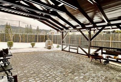 Casă cu 5 camere cu Teren 1200 Mp în Central - 2