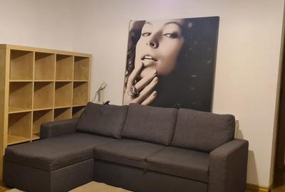 Apartament cu 2 camere semidecomandat, mobilat în Universitate
