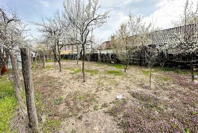 Casă cu Teren 2470 Mp în Mârțești
