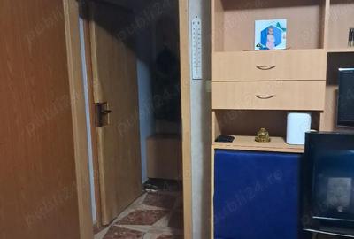 Garsonieră decomandată în Podgoria - 1