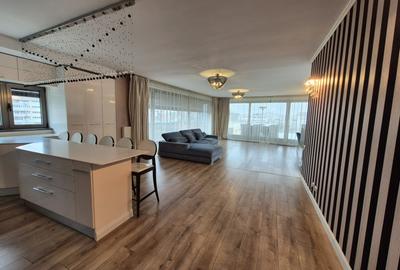 Apartament cu 3 camere decomandat în P-ța Romană