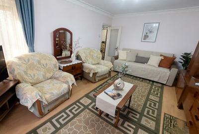 Apartament cu 2 camere decomandat în Far - 1