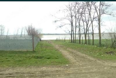 Teren de 2064 mp, în Valea Ciorii - 1