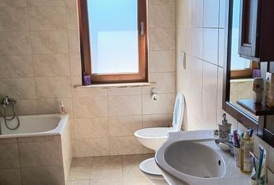 Casă cu 4 camere în Central - 8