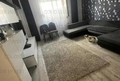 Apartament cu 3 camere decomandat în Tractorul - 7