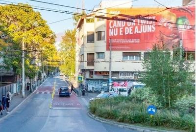 Garsonieră semidecomandată în Victoriei
