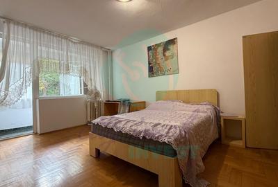 Apartament cu 2 camere semidecomandat în Bucur Obor