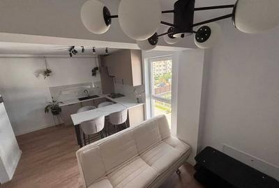 Apartament cu 3 camere semidecomandat, mobilat în Florești
