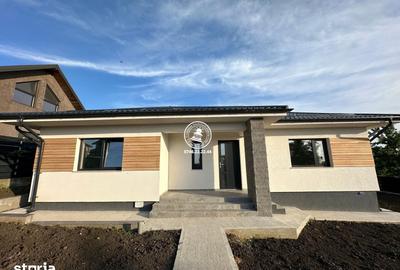Casă cu 4 camere cu Teren 750 Mp în Bârnova - 2