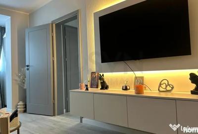 Apartament cu 3 camere semidecomandat în Floreasca
