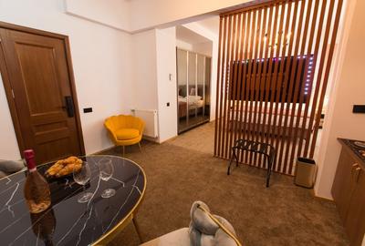 Apartament cu 3 camere decomandat în Ultracentral