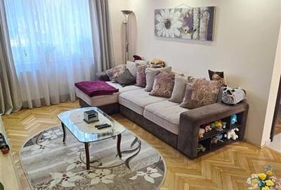 Apartament cu 3 camere circular, mobilat în Astra