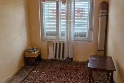 Teren de 1008 mp, în Pârneava - 4