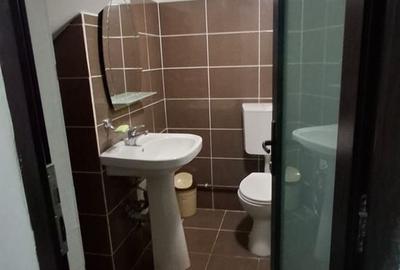 Casă cu 4 camere cu Teren 166 Mp în Central