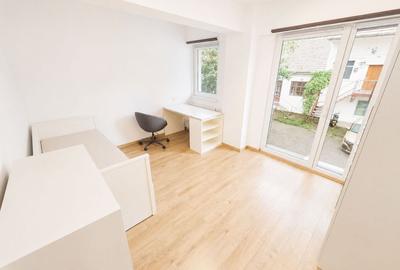 Apartament cu 3 camere semidecomandat, mobilat în Central - 8