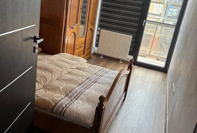 Apartament cu 3 camere decomandat în Central - 1