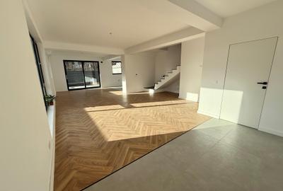 Duplex cu 6 camere cu Canalizare în Iancu Nicolae - 26