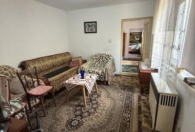 Casă individuală cu 3 camere cu Canalizare în Central - 7