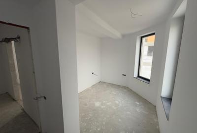 Duplex cu 4 camere cu Canalizare în Palazu Mare - 47