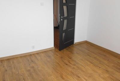 Apartament cu 3 camere decomandat în Exterior Vest - 4