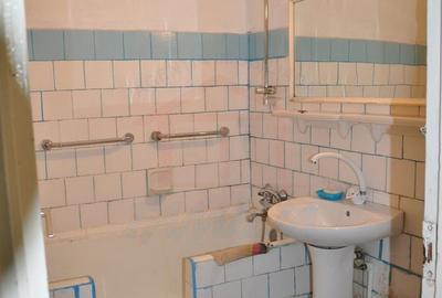 Apartament cu 2 camere decomandat în Piața Centrală - 5
