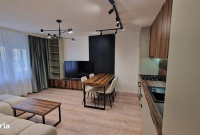 Apartament cu 3 camere semidecomandat în Central - 14