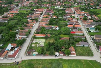Teren Construcții intravilan de 1150 mp, în Rotbav - 1