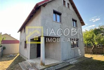 Casă individuală cu 4 camere cu Teren 259 Mp în Dumbrava (Berești-Bistrița) - 1