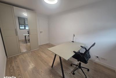 Casă cu 6 camere cu Teren 200 Mp în Central