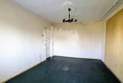Apartament cu 3 camere decomandat în Faleza Nord