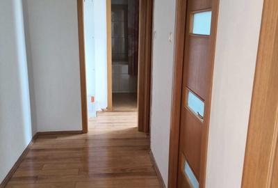 Apartament cu 2 camere decomandat în Vitan - 3