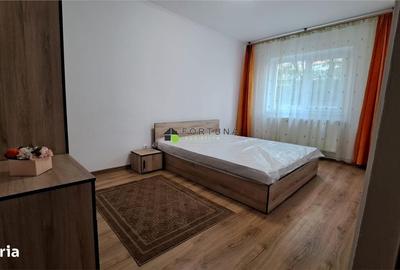 Garsonieră decomandată, mobilată în Răcădău