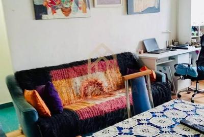 Apartament cu 3 camere în Central - 3