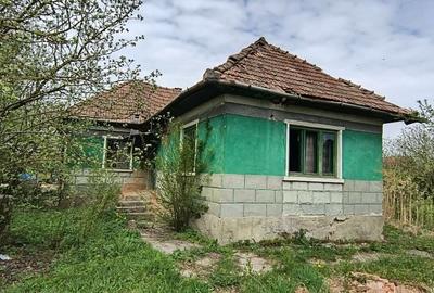 Casă cu 3 camere în Răscruci - 1