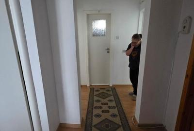 Apartament cu 3 camere decomandat în Central - 2