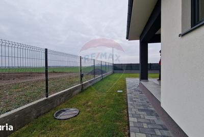 Casă cu 3 camere cu Teren 400 Mp în Ciocănești