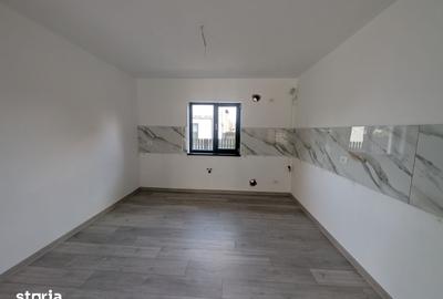 Casă cu 4 camere cu Teren 400 Mp în Hemeiuș