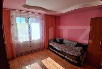 Apartament cu 2 camere decomandat, mobilat în Sud