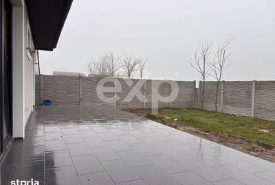 Casă cu 3 camere cu Teren 375 Mp în Vidra - 2