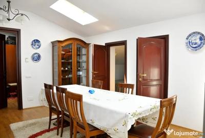 Casă cu 9 camere cu Teren 900 Mp în Central - 4
