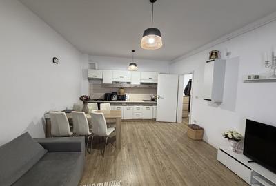 Apartament cu 2 camere decomandat, mobilat în Cetate