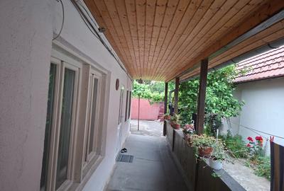 Casă cu 4 camere în Central - 3