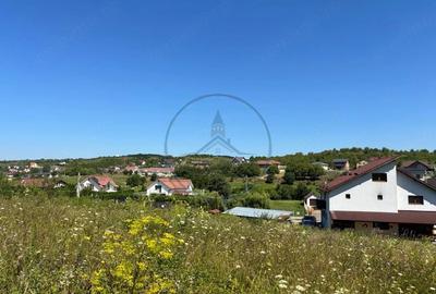 Teren de 800 mp, în Central