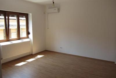 Casă individuală cu 3 camere cu Teren 110 Mp în Pache Protopopescu