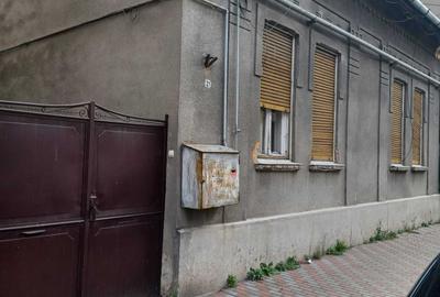 Casă cu 3 camere în Central - 5