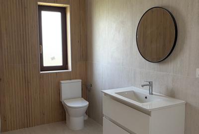 Duplex cu 4 camere cu Canalizare în Moșnița Veche - 3